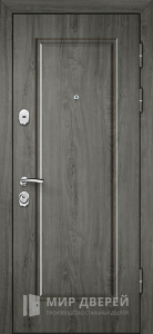Входная металлическая дверь серого цвета №12 - фото №1